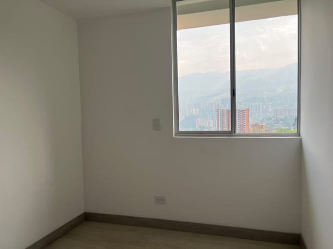 Apartamento de 3 alcobas en venta en Las Antillas, Envigado, 70 m² · foto 14 de 15