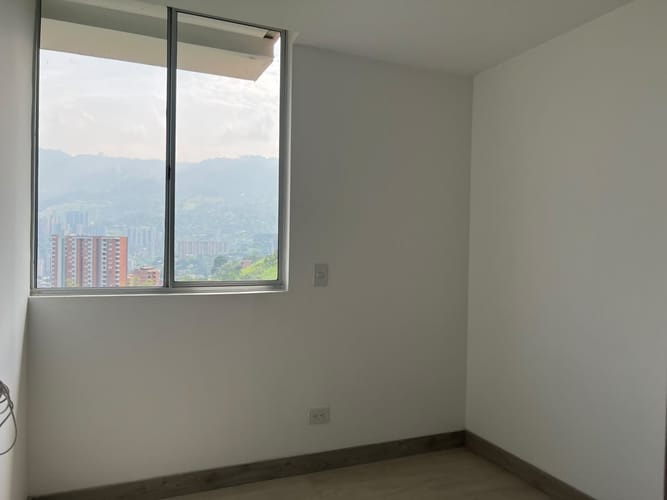 Apartamento de 3 alcobas en venta en Las Antillas, Envigado, 70 m² · foto 10 de 15