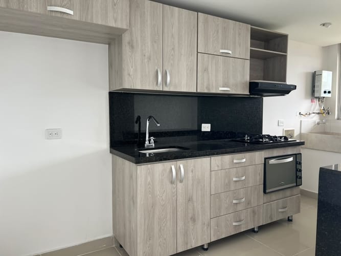 Apartamento de 3 alcobas en venta en Las Antillas, Envigado, 70 m² · foto 5 de 15