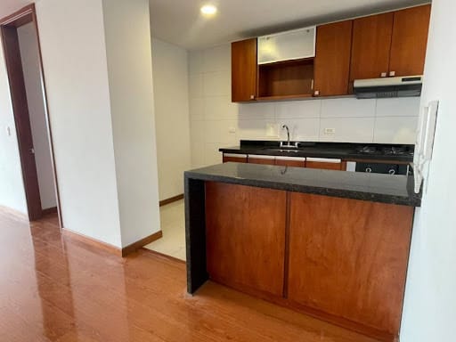 Apartamento de 1 alcoba en venta en Santa Barbara Central, Bogotá, 65 m² · foto 5 de 23