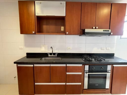 Apartamento de 1 alcoba en venta en Santa Barbara Central, Bogotá, 65 m² · foto 6 de 23