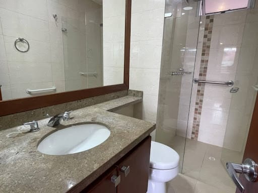 Apartamento de 1 alcoba en venta en Santa Barbara Central, Bogotá, 65 m² · foto 16 de 23