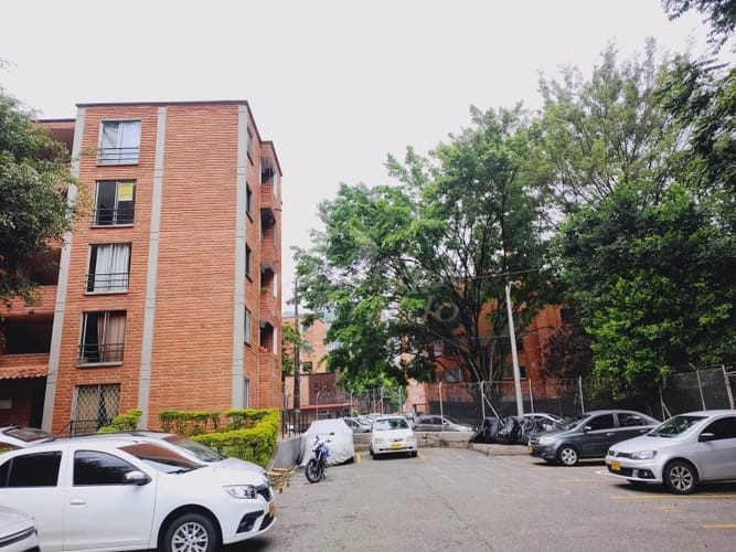 Apartamento de 2 alcobas en arriendo en Suramérica, Itagüí, 58 m² · foto 6 de 18