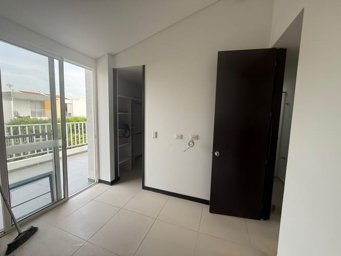 Casa de 3 alcobas en arriendo en El Castillo, Jamundí, 132 m² · foto 7 de 19