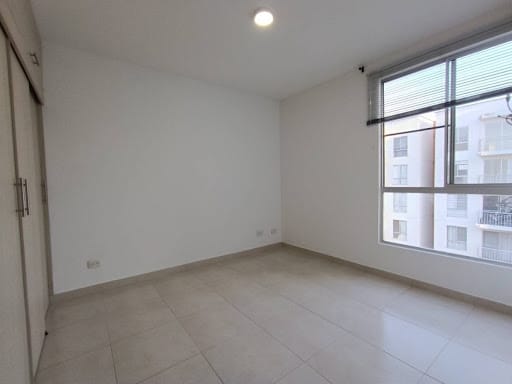Apartamento de 3 alcobas en arriendo en Cr. Los Naranjos, Jamundí, 67 m² · foto 12 de 21