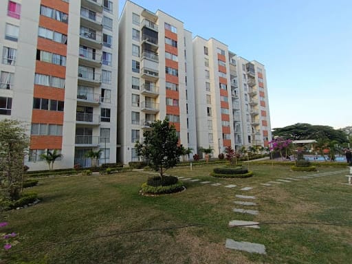 Apartamento de 3 alcobas en arriendo en Cr. Los Naranjos, Jamundí, 67 m² · foto 17 de 21
