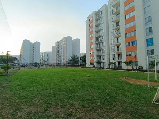 Apartamento de 3 alcobas en arriendo en Cr. Los Naranjos, Jamundí, 67 m² · foto 20 de 21