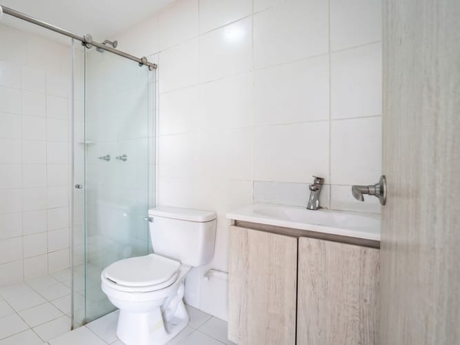 Apartamento de 2 alcobas en venta en La Bermejala, La Estrella, 51 m² · foto 10 de 19