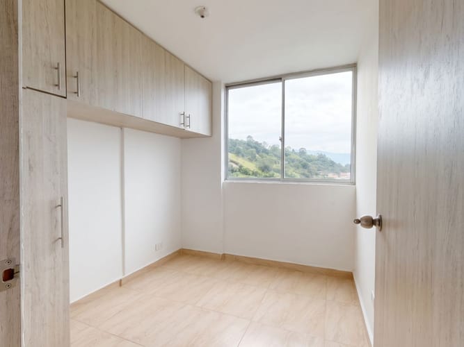 Apartamento de 2 alcobas en venta en La Bermejala, La Estrella, 51 m² · foto 4 de 19