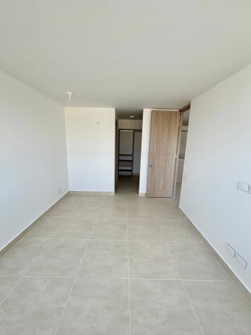 Apartamento de 3 alcobas en arriendo en Valle Del Lili, Cali, 97 m² · foto 4 de 24