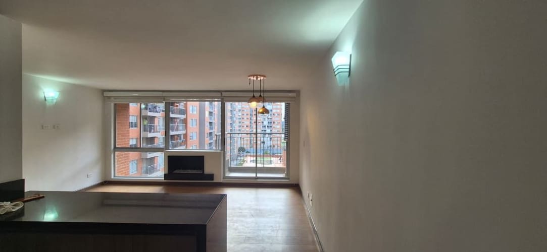 Apartamento de 3 alcobas en arriendo en Santa Teresa, Bogotá, 88 m² · foto 3 de 24