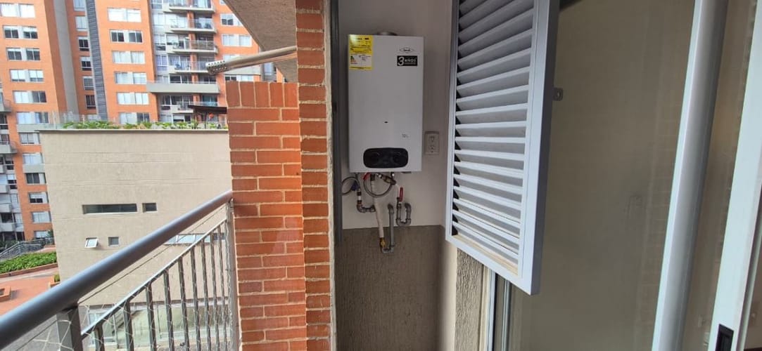 Apartamento de 3 alcobas en arriendo en Santa Teresa, Bogotá, 88 m² · foto 8 de 24