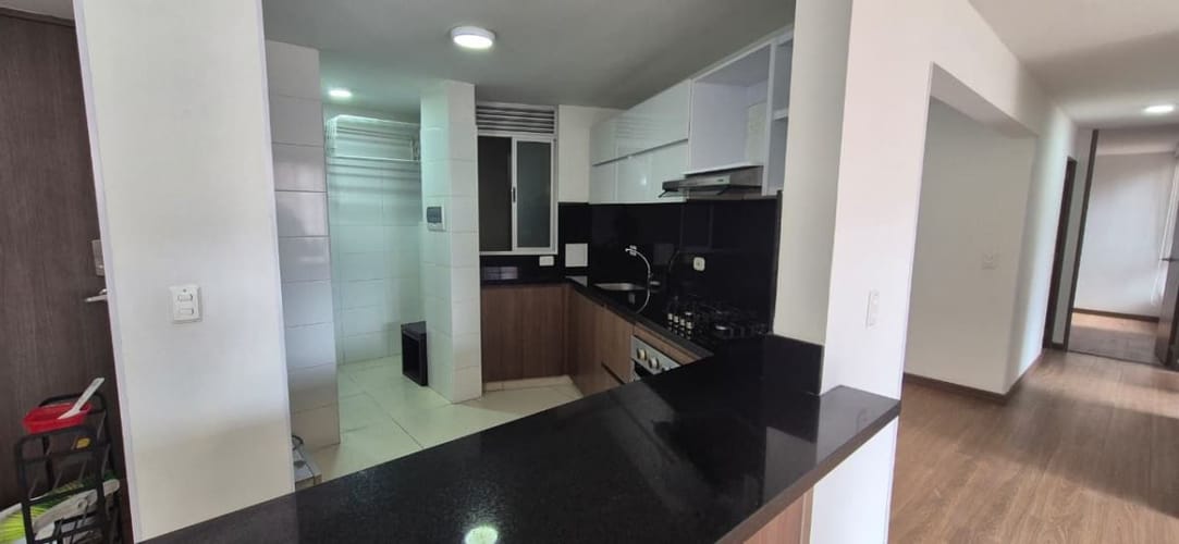 Apartamento de 3 alcobas en arriendo en Santa Teresa, Bogotá, 88 m² · foto 9 de 24