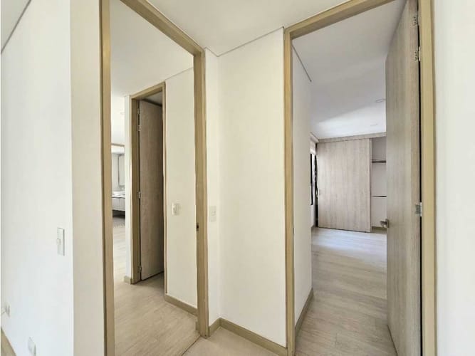 Apartamento de 3 alcobas en venta en Loma De Las Brujas, Envigado, 147 m² · foto 16 de 24