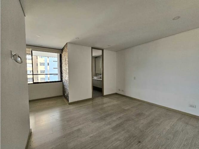 Apartamento de 3 alcobas en venta en Loma De Las Brujas, Envigado, 147 m² · foto 17 de 24