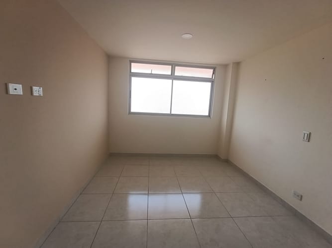 Apartamento de 3 alcobas en arriendo en Laureles, Medellín, 90 m² · foto 15 de 20