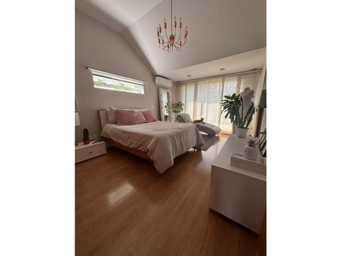 Casa de 5 alcobas en arriendo en Belen La Palma, Medellín, 200 m² · foto 5 de 9