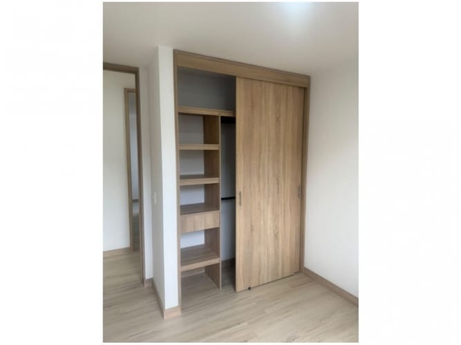 Apartamento de 3 alcobas en venta en La Floresta, Medellín, 89 m² · foto 8 de 20