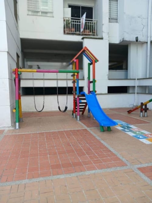 Apartamento de 2 alcobas en arriendo en Universidad, Bucaramanga, 58 m² · foto 3 de 5