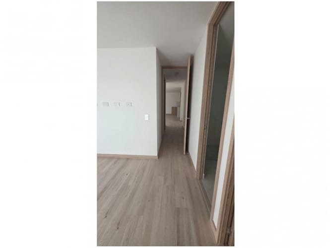 Apartamento de 2 alcobas en venta en La Floresta, Medellín, 73 m² · foto 11 de 21