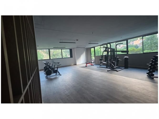 Apartamento de 2 alcobas en venta en La Floresta, Medellín, 73 m² · foto 20 de 21