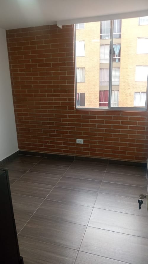 Apartamento de 3 alcobas en venta en San Luis, Soacha, 63 m² · foto 8 de 14