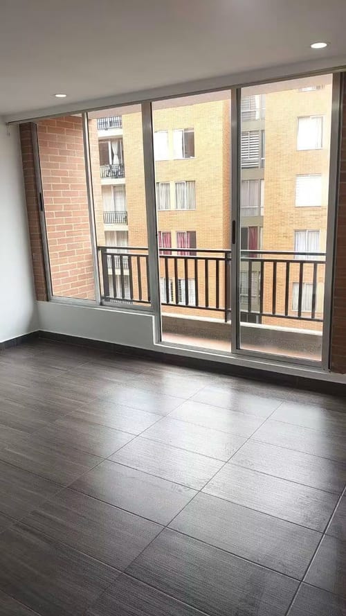 Apartamento de 3 alcobas en venta en San Luis, Soacha, 63 m² · foto 14 de 14