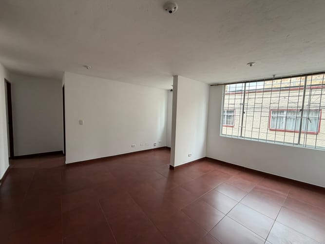 Apartamento de 2 alcobas en arriendo en Engativá, Bogotá, 55 m² · foto 4 de 10