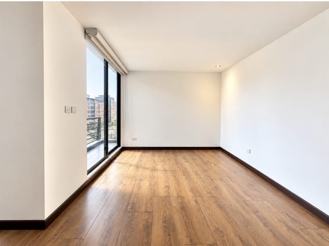Apartaestudio en venta en Alhambra, Bogotá, 58 m² · foto 2 de 10