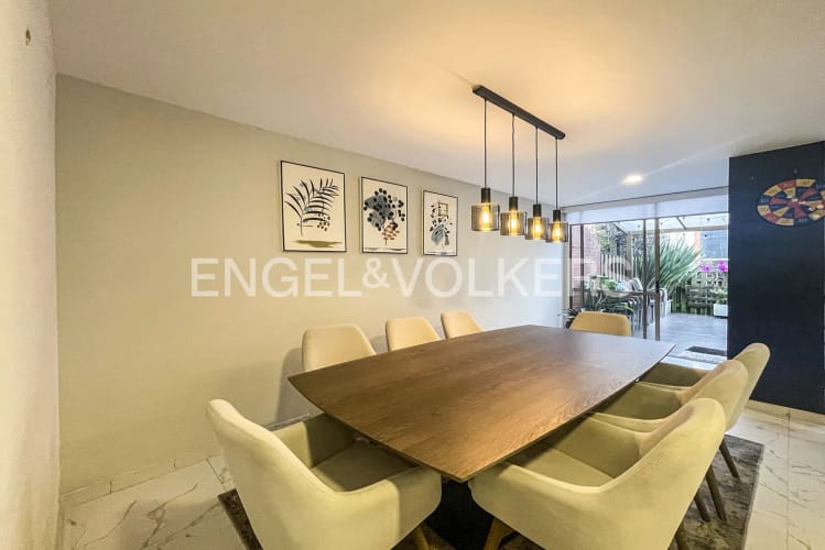 Casa de 4 alcobas en venta en Gratamira, Bogotá, 193 m² · foto 2 de 22