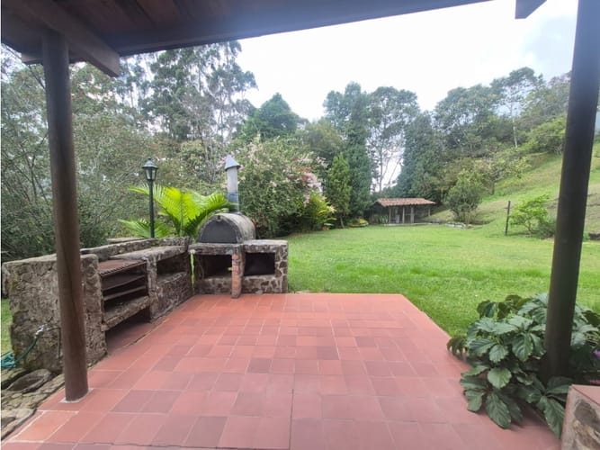 Casa de 5 alcobas en arriendo en El Tablazo, Rionegro, 300 m² · foto 12 de 24