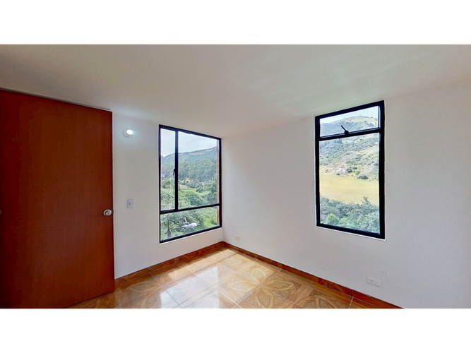 Apartamento de 2 alcobas en venta en Centro Usme, Bogotá, 38 m² · foto 6 de 14