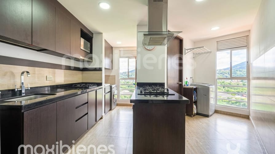 Apartamento de 2 alcobas en arriendo en Suramérica, Itagüí, 60 m² · foto 3 de 11