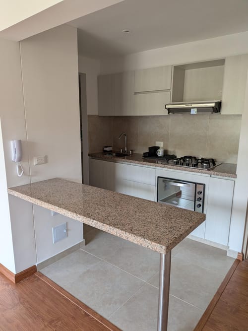 Apartamento de 2 alcobas en arriendo en El Redil, Bogotá, 61 m² · foto 8 de 12