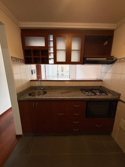 Apartaestudio en arriendo en Chapinero Alto, Bogotá, 32 m² · foto 7 de 9