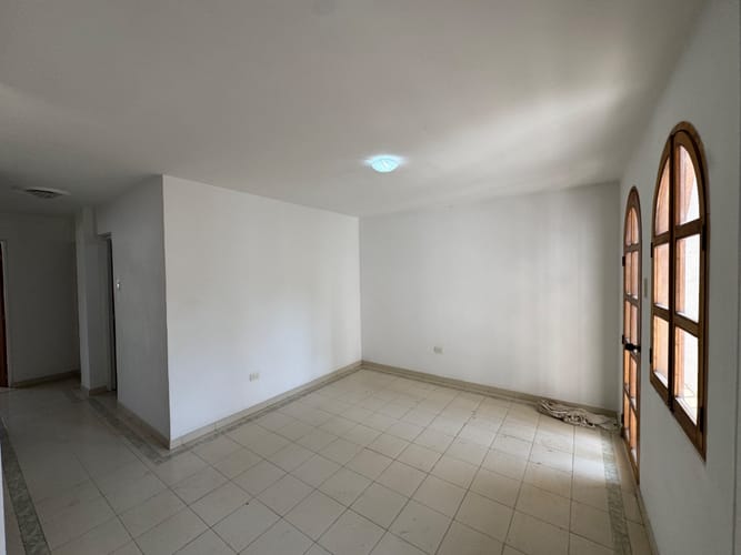 Apartamento de 2 alcobas en arriendo en Centro, Santa Marta, 82 m² · foto 4 de 12