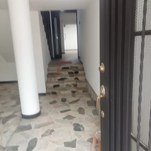 Casa de 4 alcobas en venta en Ciudad Berna, Bogotá, 400 m² · foto 4 de 14