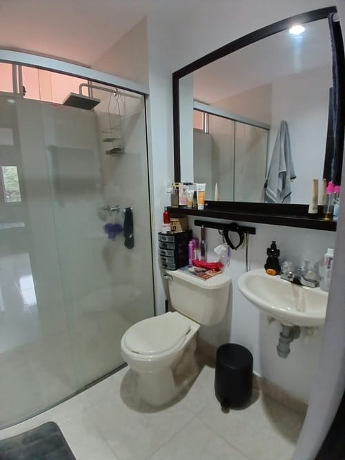 Apartamento de 2 alcobas en venta en Loma De Los Bernal, Medellín, 63 m² · foto 15 de 15