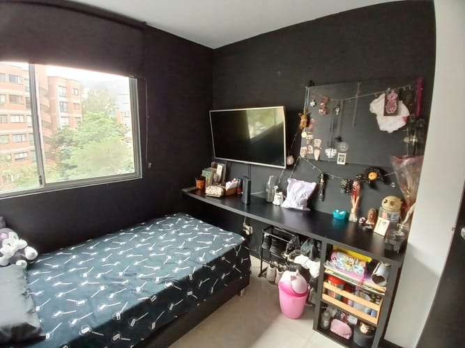 Apartamento de 2 alcobas en venta en Loma De Los Bernal, Medellín, 63 m² · foto 12 de 15