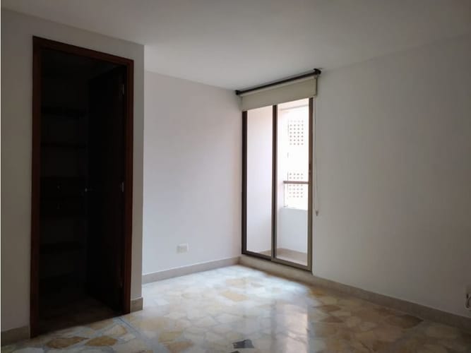 Apartamento de 4 alcobas en venta en Zuñiga, Medellín, 130 m² · foto 9 de 13