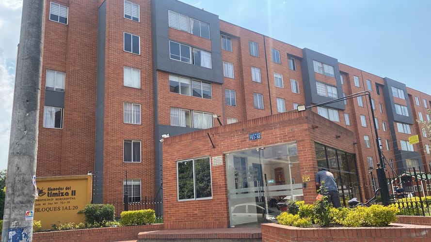 Apartamento de 2 alcobas en arriendo en Lago Timiza, Bogotá, 48 m² · foto 8 de 10