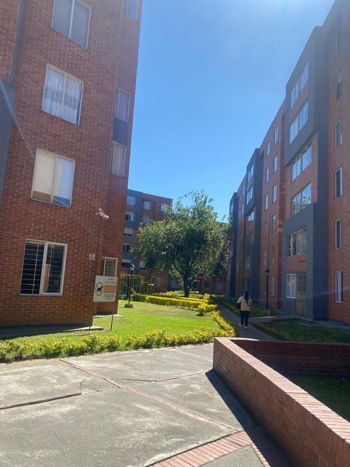 Apartamento de 2 alcobas en arriendo en Lago Timiza, Bogotá, 48 m² · foto 9 de 10