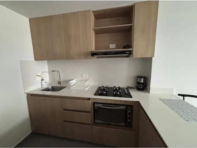 Apartamento de 3 alcobas en venta en Simesa, Medellín, 72 m² · foto 3 de 10