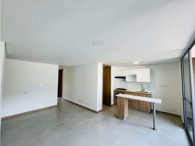 Apartamento de 3 alcobas en venta en San Jose, La Estrella, 78 m² · foto 2 de 18