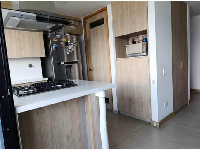 Apartamento de 3 alcobas en venta en Las Palmas, Medellín, 87 m² · foto 2 de 8
