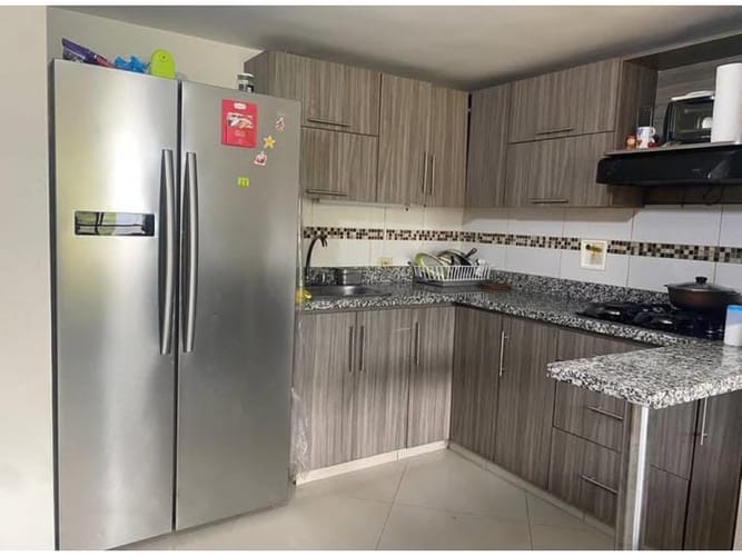 Apartamento de 3 alcobas en venta en Hato Viejo, Bello, 72 m² · foto 3 de 13