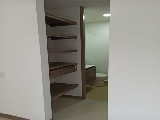 Apartamento de 3 alcobas en venta en Mayorca, Sabaneta, 61 m² · foto 7 de 13