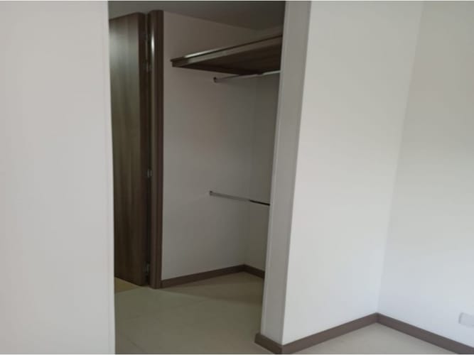 Apartamento de 3 alcobas en venta en Mayorca, Sabaneta, 61 m² · foto 8 de 13