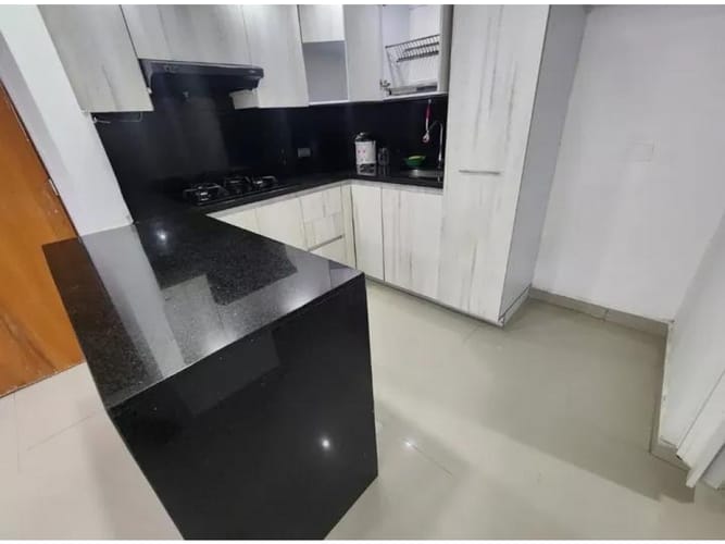 Apartamento de 3 alcobas en venta en El Cairo, Bello, 65 m² · foto 4 de 10