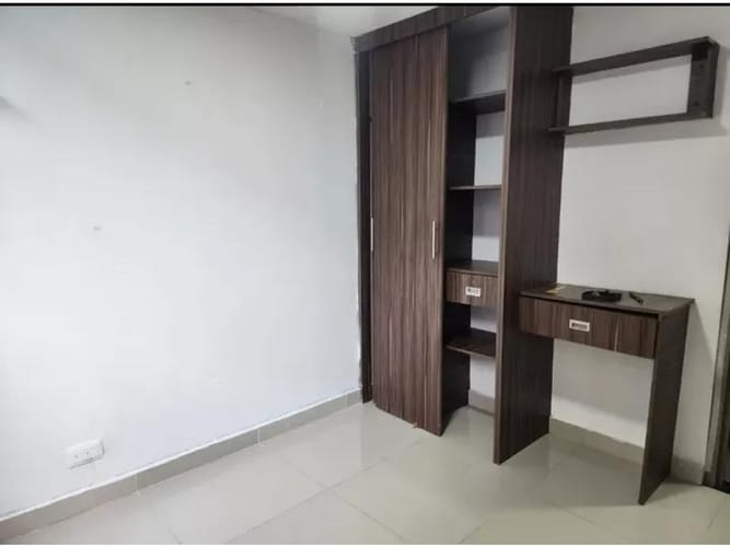 Apartamento de 3 alcobas en venta en El Cairo, Bello, 65 m² · foto 7 de 10
